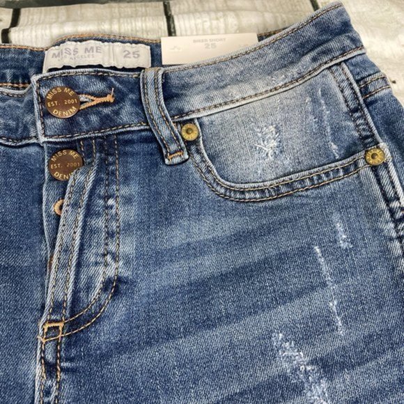 MISS ME Medium Blue Mid Rise Biker Short 25 - Picture 13 of 16